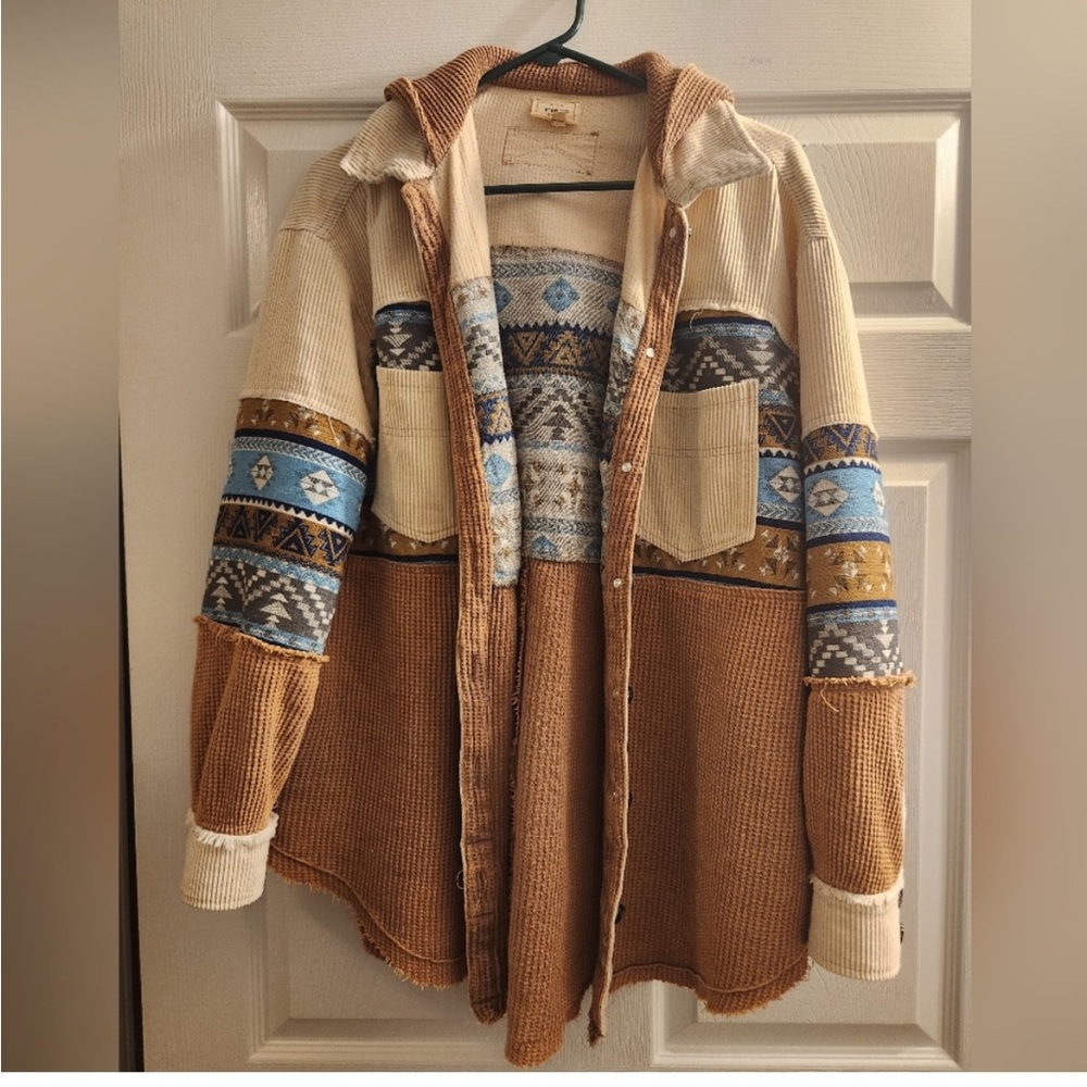 Buckle Shacket - Picture 3 of 15